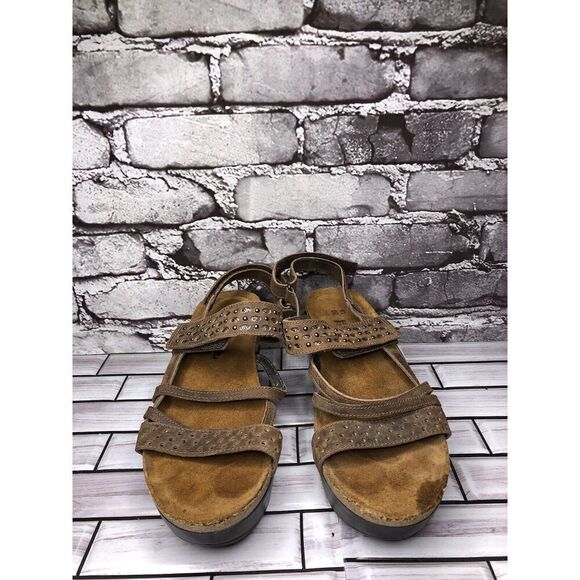 Naot Brown Leather Studded Casual Ankle Strap Heel Sandals Women Sz 39EU/8M US - Picture 2 of 16